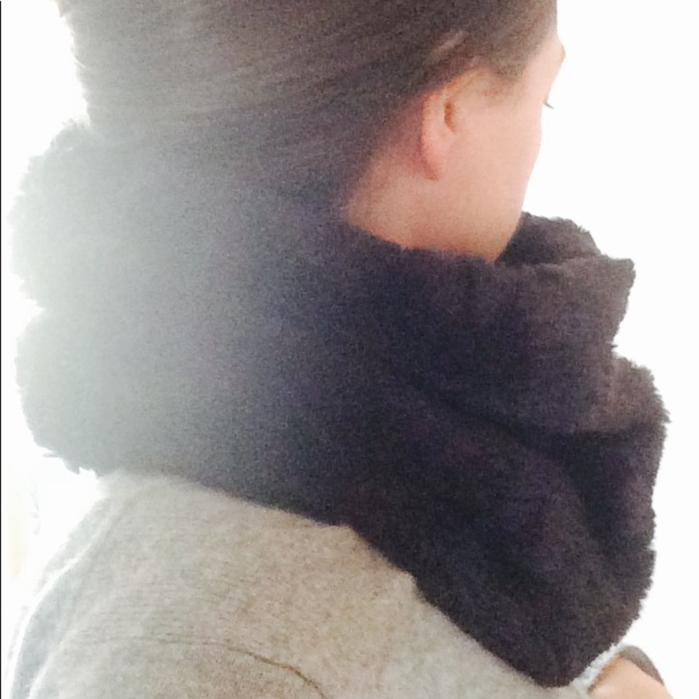 FAUX FUR infinity scarf